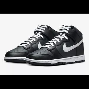Nike Dunk High Venom Black Panda Black / White Sizes 6.5 men so 8 for women